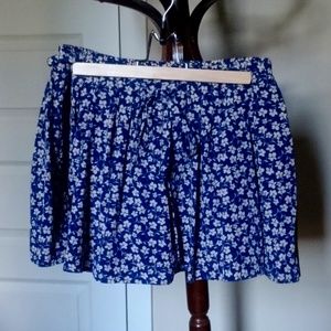 Forever 21 - Blue and White Flower Skort